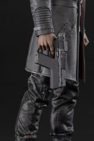 Cyberpunk 2077 PVC Statue Solomon Reed 22 cm - Severely damaged packaging