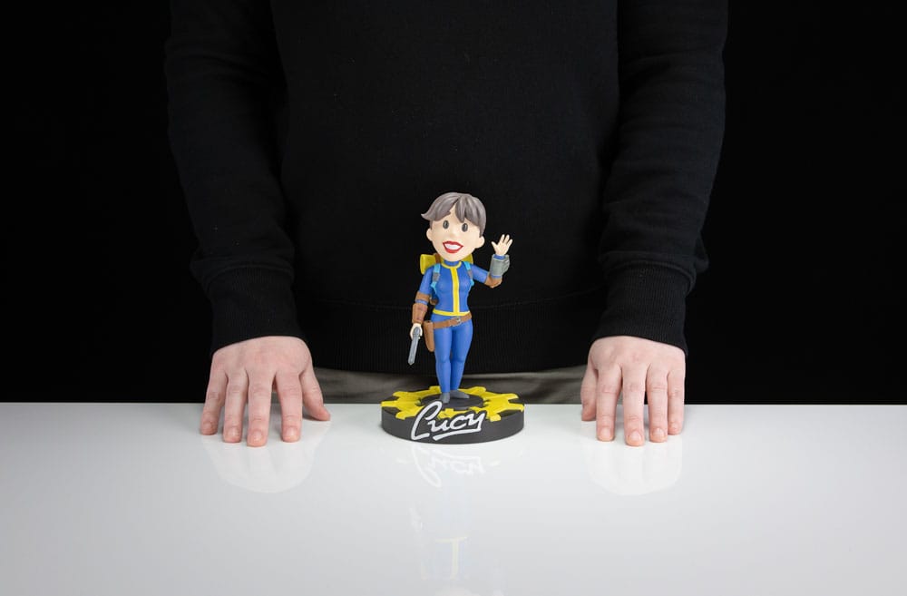 Fallout Vinyl Figure Lucy 20 cm