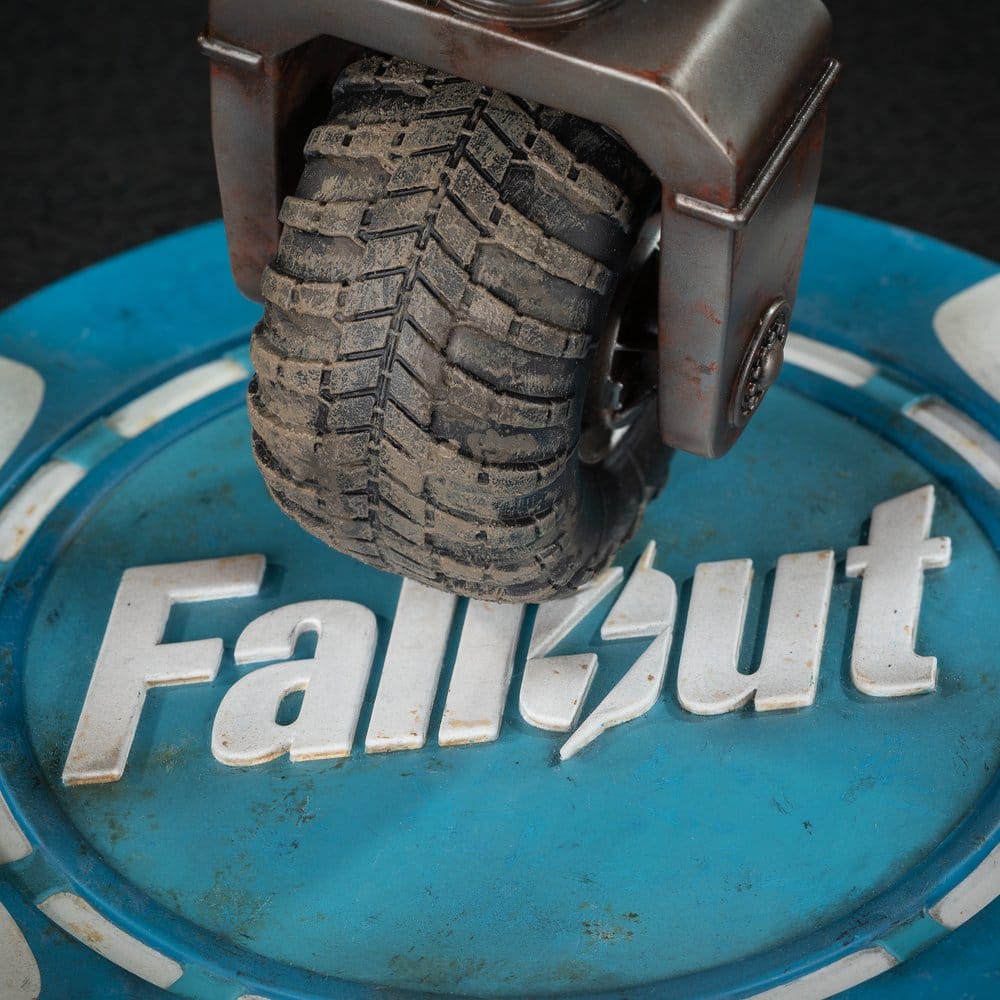 Fallout (Amazon) PVC Figure Victor the Securitron 25 cm