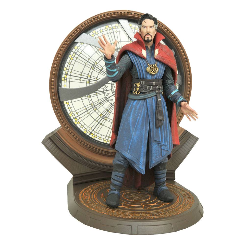 Doctor Strange in the Multiverse of Madness Marvel Select Action Figure Dr. Strange 18 cm - Damaged packaging