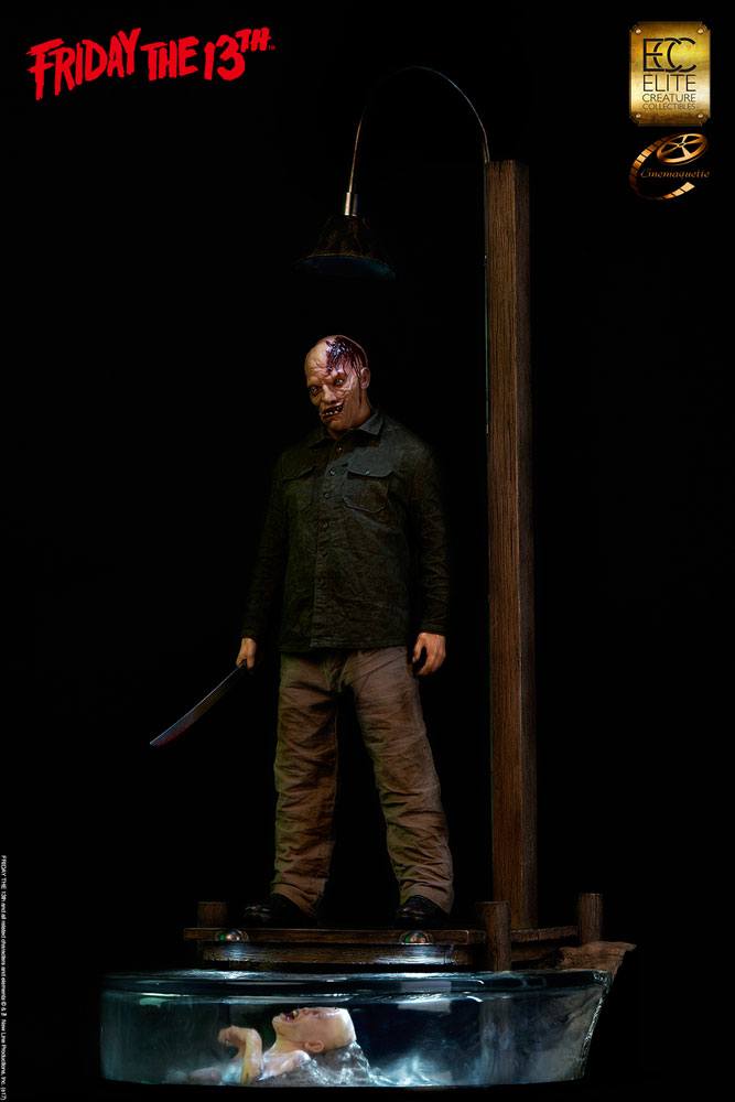 Friday the 13th Maquette 1/3 Jason Voorhees Dark Reflection 115 cm - Damaged packaging