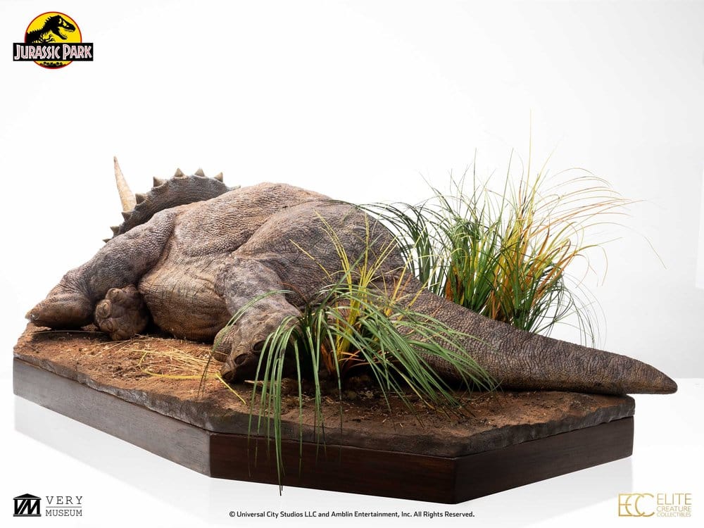 Jurassic Park Maquette 1/8 Sick Triceratops 96 cm
