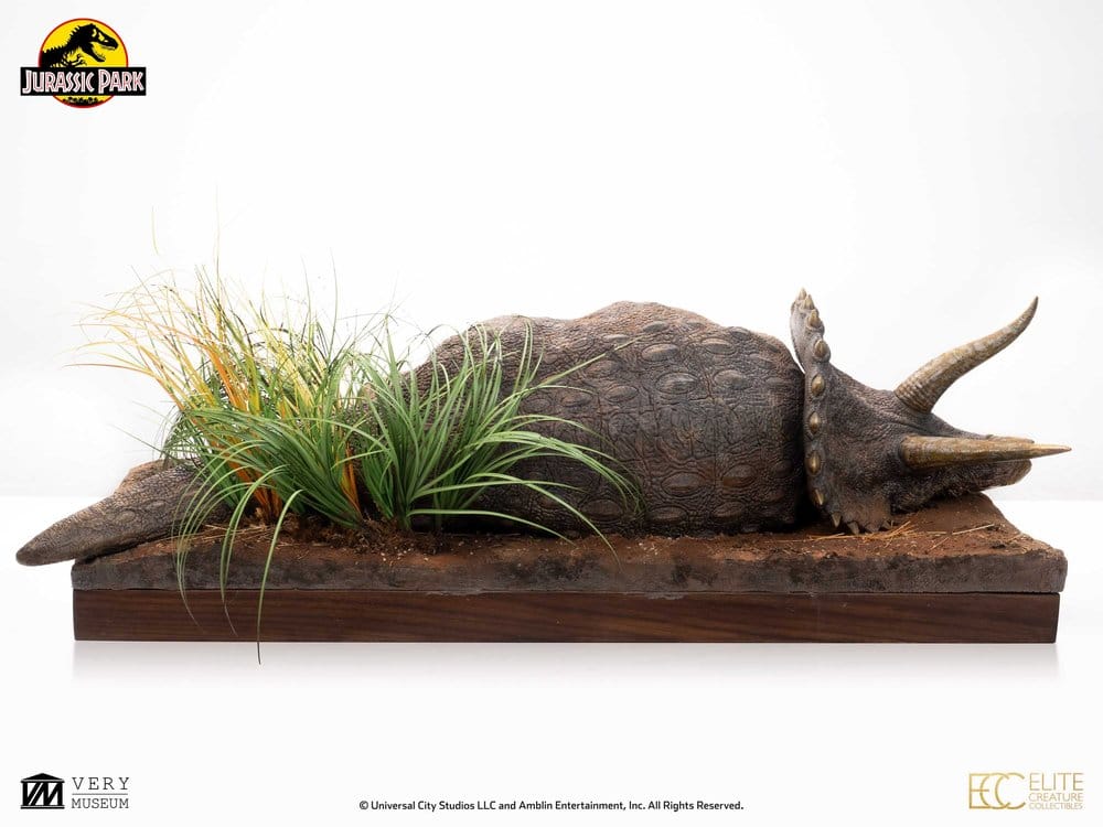 Jurassic Park Maquette 1/8 Sick Triceratops 96 cm
