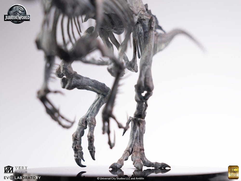 Jurassic World Statue 1/24 Indominus Rex Skeleton Bronze 24 cm