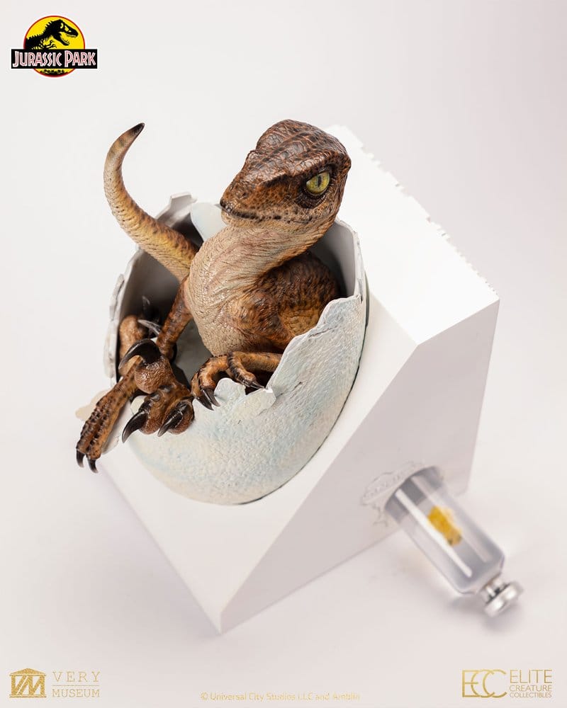 Jurassic Park Replica Bust Velociraptor Hatching Egg 24 cm