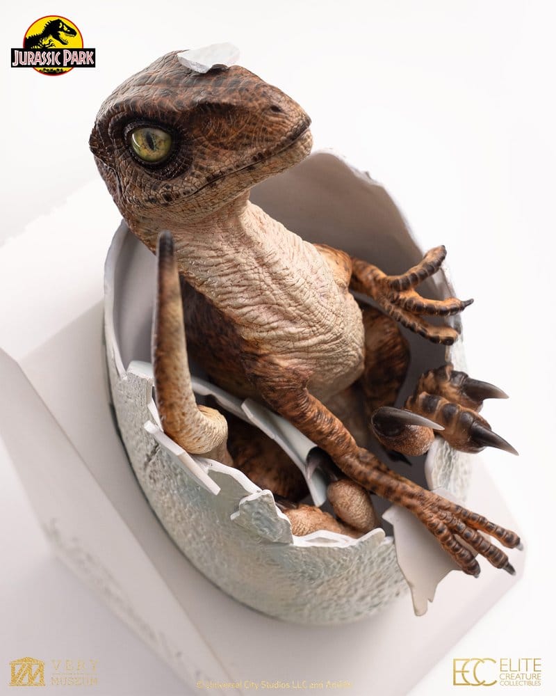 Jurassic Park Replica Bust Velociraptor Hatching Egg 24 cm
