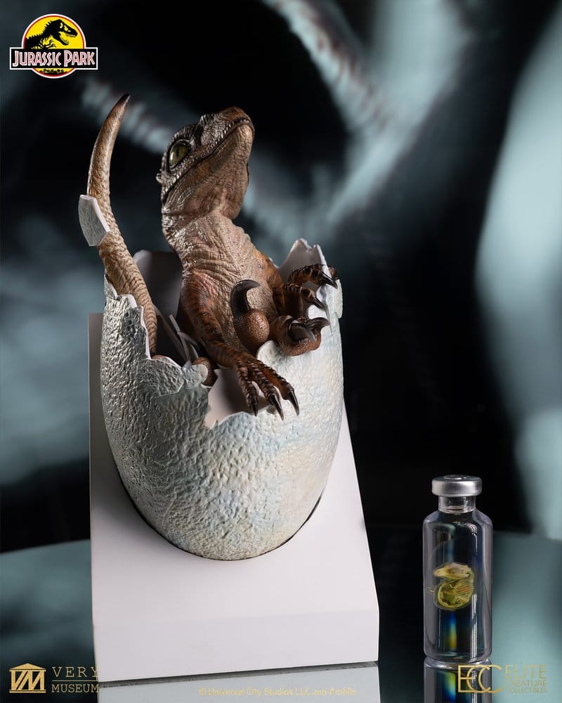 Jurassic Park Replica Bust Velociraptor Hatching Egg 24 cm