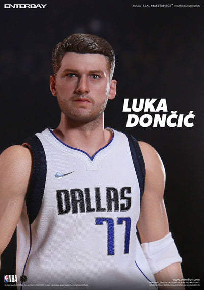 NBA Collection Real Masterpiece Action Figure 1/6 Luka Doncic 30 cm