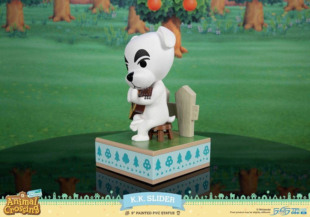 Animal Crossing: New Horizons PVC Statue K.K. Slider 22 cm