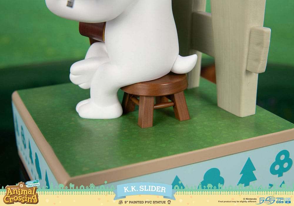 Animal Crossing: New Horizons PVC Statue K.K. Slider 22 cm