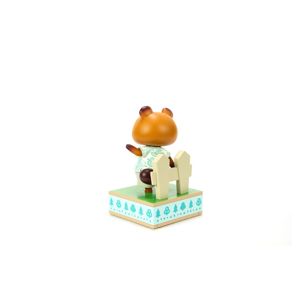 Animal Crossing: New Horizons PVC Statue Tom Nook 22 cm