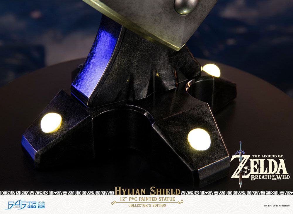 The Legend of Zelda Breath of the Wild PVC Statue Hylian Shield Collector's Edition 29 cm - Damaged packaging