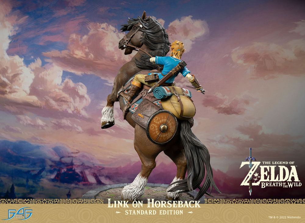 The Legend of Zelda Breath of the Wild Statue Link on Horseback 56 cm - Damaged packaging