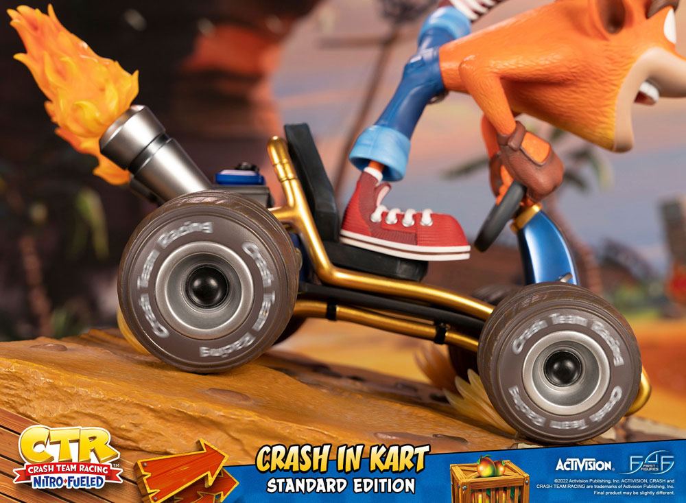 Crash Team Racing Nitro-Fueled Statue Crash in Kart 31 cm