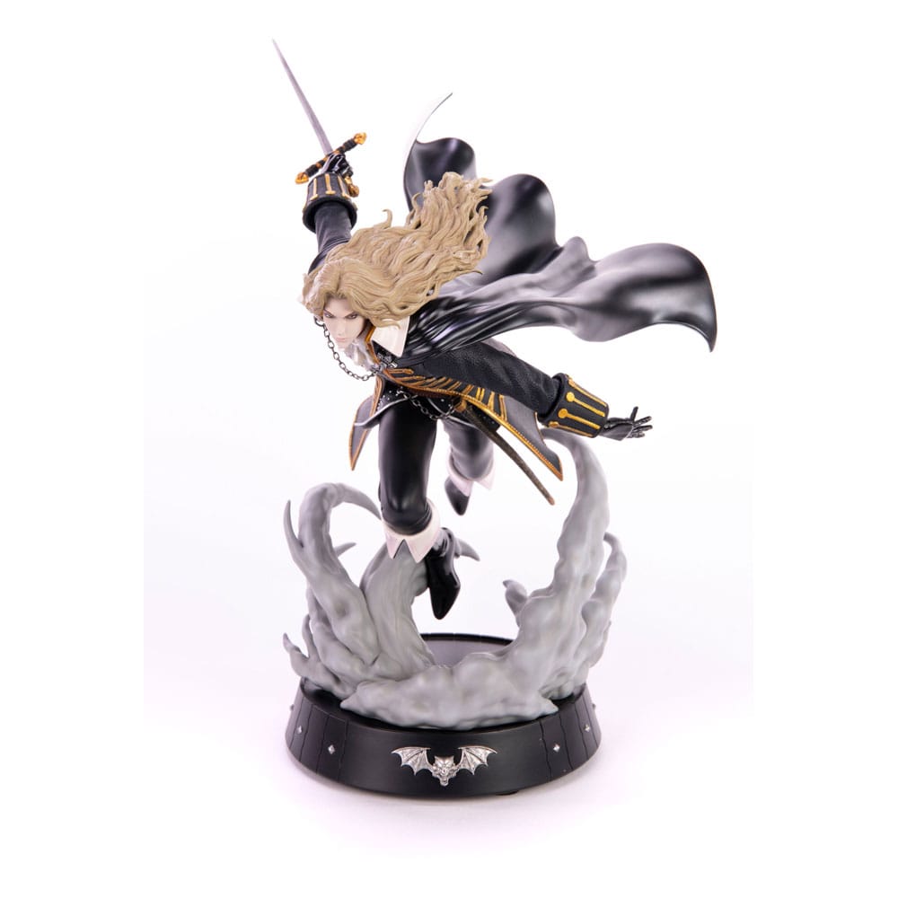 Castlevania Symphony of the Night Statue Dash Attack Alucard 30 cm