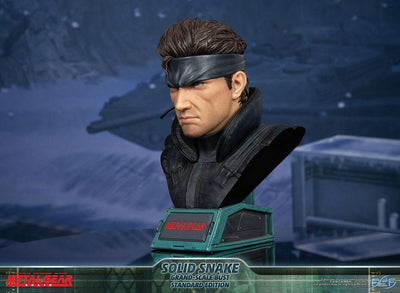 Metal Gear Solid Grand Scale Bust Solid Snake 31 cm - Damaged packaging