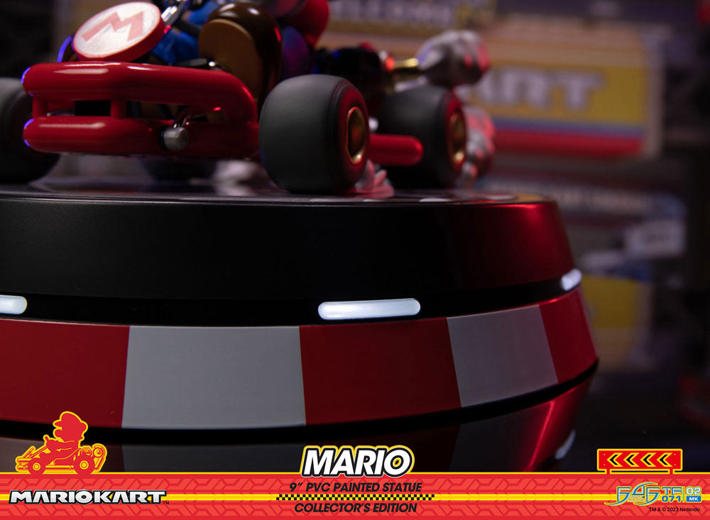 Mario Kart PVC Statue Mario Collector's Edition 22 cm - Damaged packaging