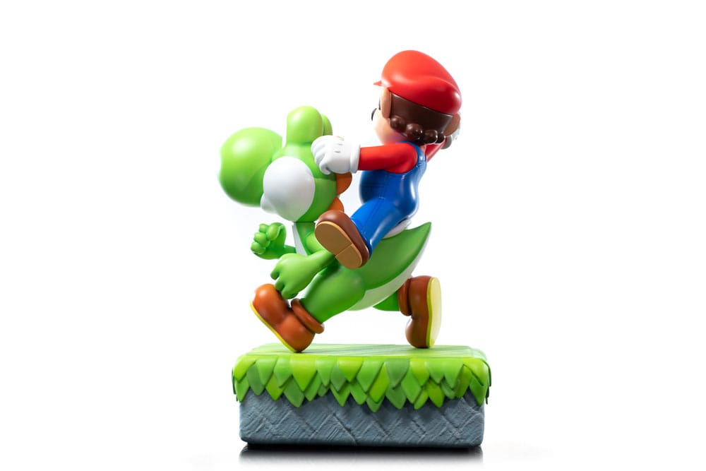 Super Mario Statue Mario &amp; Yoshi 48 cm