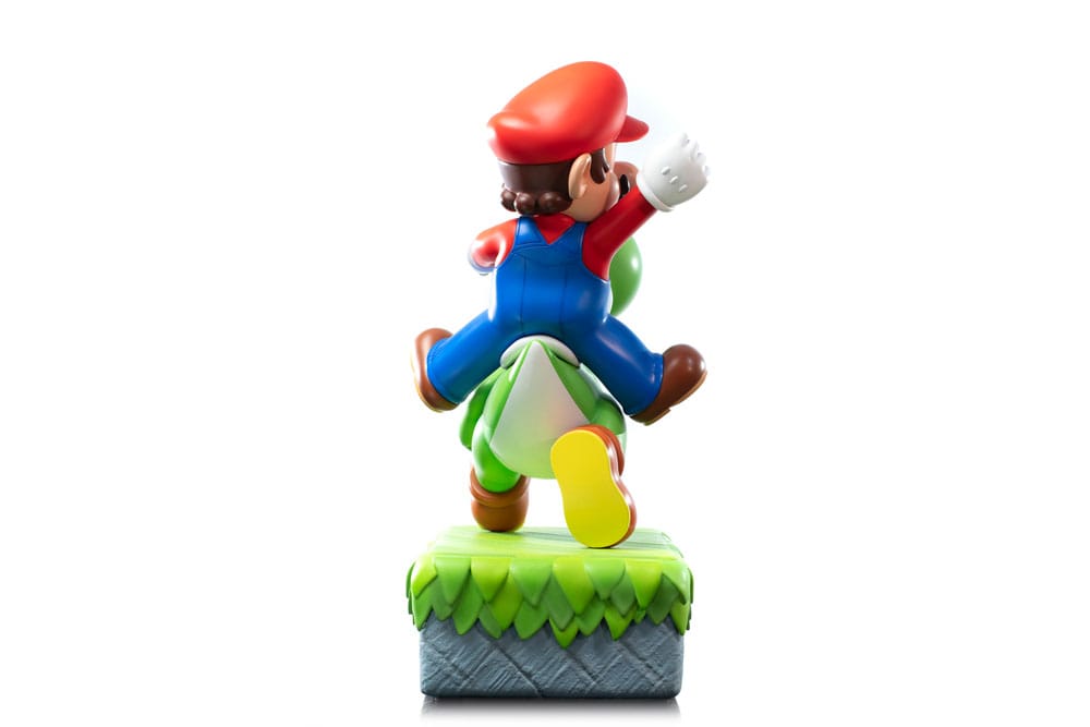 Super Mario Statue Mario &amp; Yoshi 48 cm
