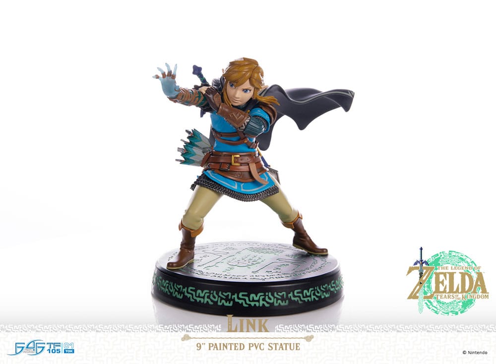 The Legend of Zelda: Tears of the Kingdom PVC Statue Link 18 cm - Damaged packaging