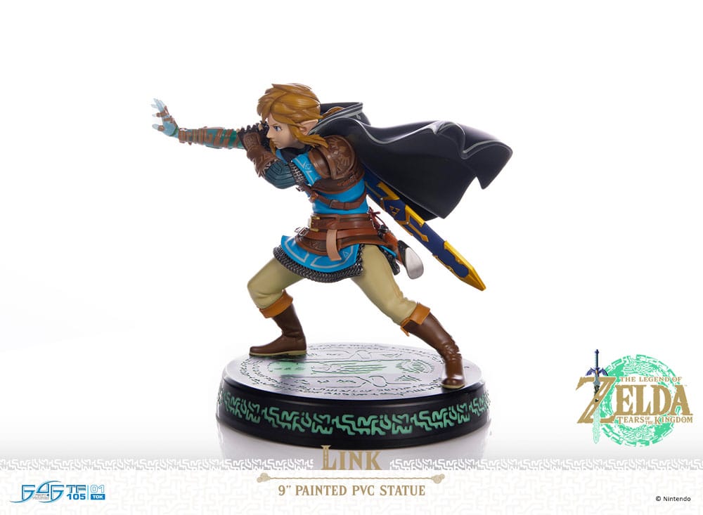 The Legend of Zelda: Tears of the Kingdom PVC Statue Link 18 cm - Damaged packaging