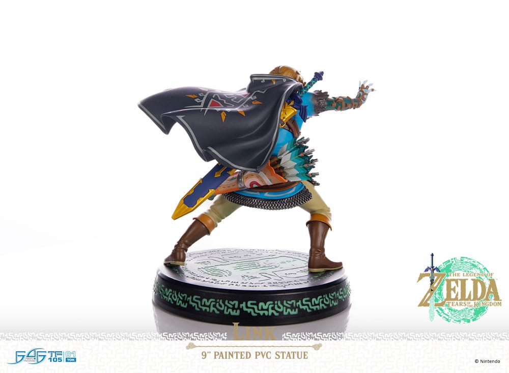The Legend of Zelda: Tears of the Kingdom PVC Statue Link 18 cm - Damaged packaging