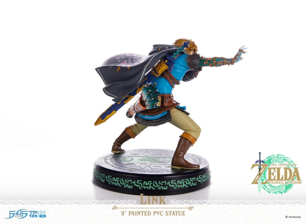 The Legend of Zelda: Tears of the Kingdom PVC Statue Link 18 cm - Damaged packaging