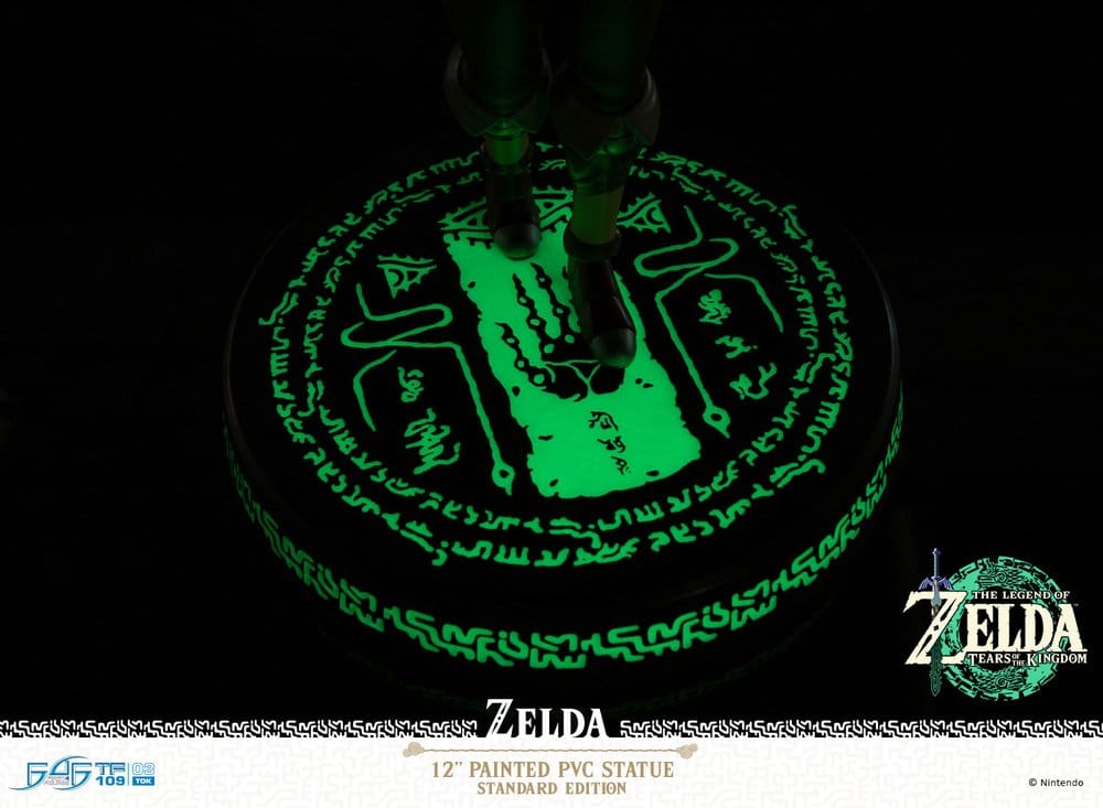 The Legend of Zelda: Tears of the Kingdom PVC Figure Zelda 31 cm