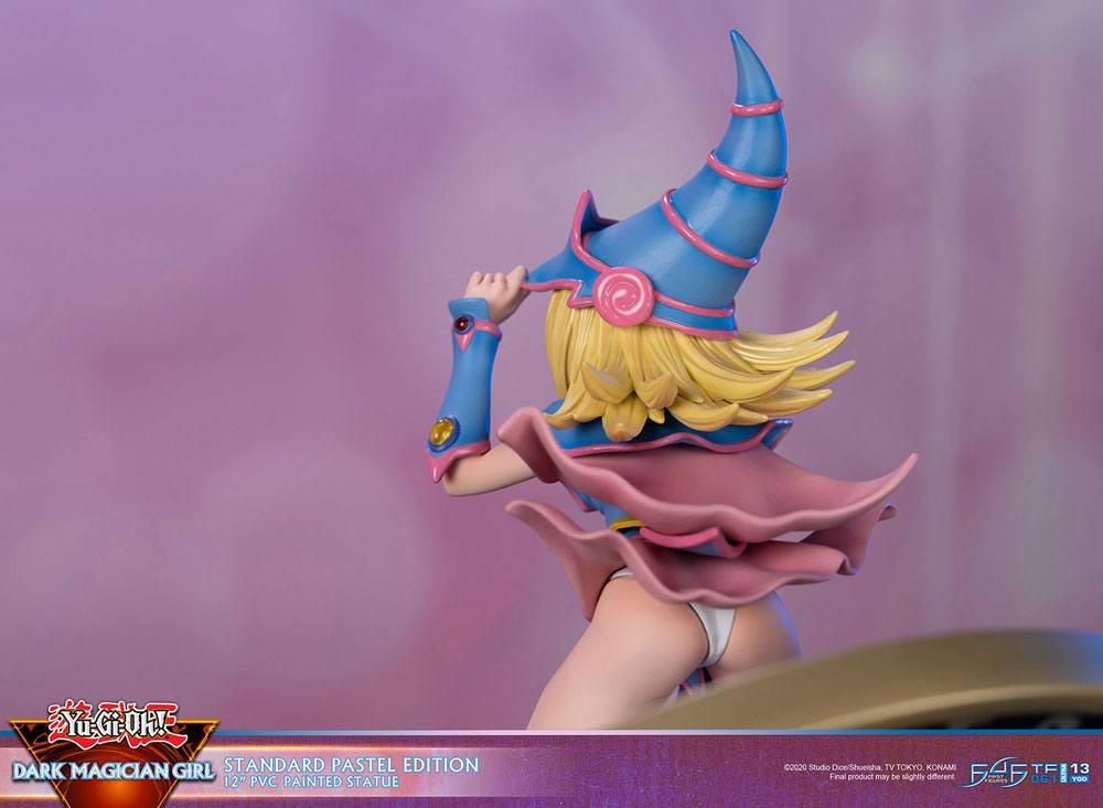 Yu-Gi-Oh! PVC Statue Dark Magician Girl Standard Pastel Edition 30 cm - Damaged packaging