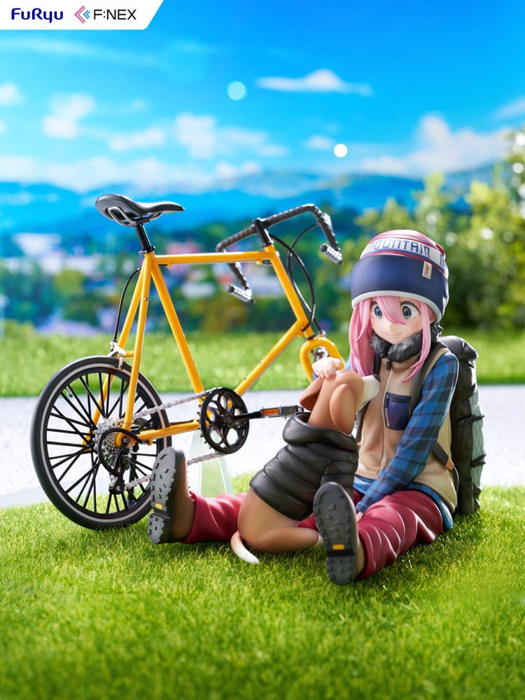 Laid Back Camp F:NEX PVC Statue 1/7 Nadeshiko Kagamihara 13 cm