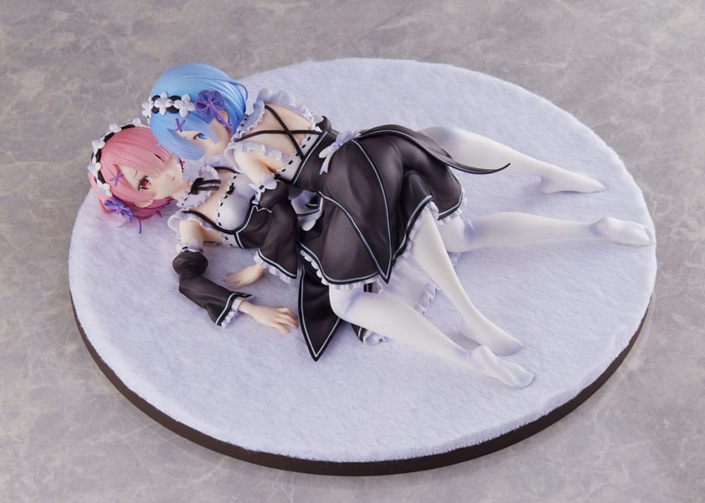 Re:Zero Starting Life in Another World PVC Statue 1/7 Ram & Rem 9 cm