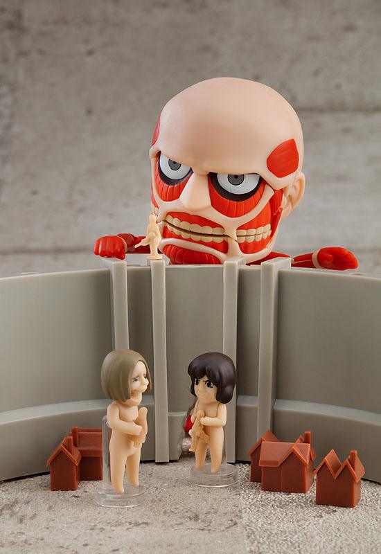 Attack on Titan Nendoroid Action Figure Colossal Titan Renewal Set 10 cm