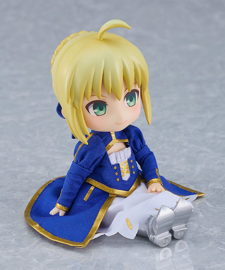 Fate/Grand Order Nendoroid Doll Action Figure Saber/Altria Pendragon 14 cm