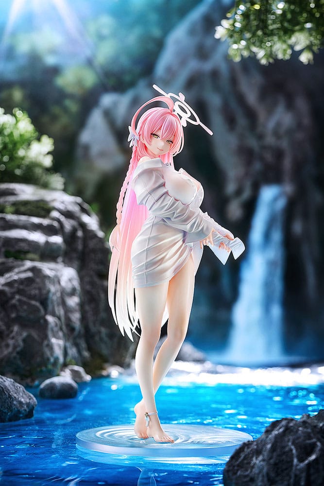 Blue Archive PVC Statue 1/7 Hanako (Swimsuit) Memorial Lobby Ver. 26 cm