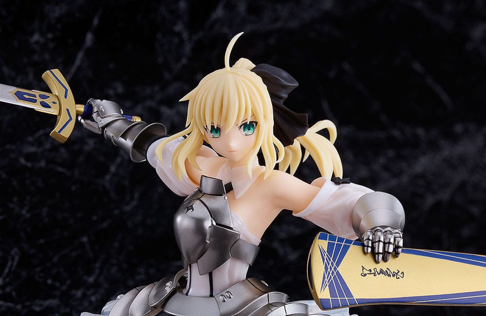 Fate/Stay Night Plamatea Plastic Model Kit Reincarnation Saber Lily Distant Avalon 20 cm