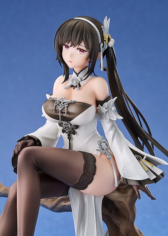 Azur Lane PVC Statue 1/7 Chen Hai 22 cm