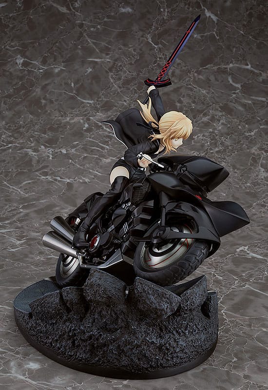 Fate/Grand Order PVC Statue 1/8 Saber/Altria Pendragon (Alter) & Cuirassier Noir 27 cm (re-run)