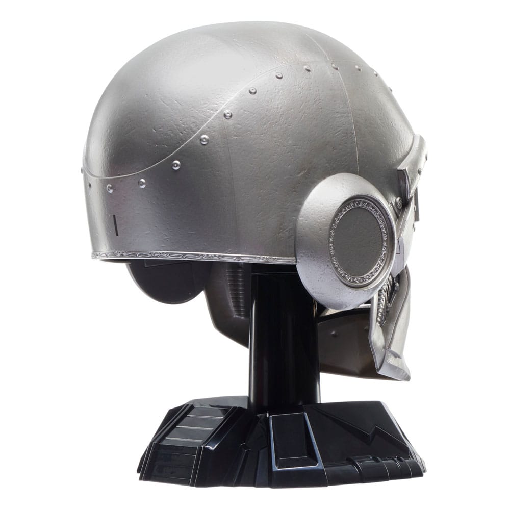 Marvel Legends Roleplay Replica Doctor Doom Premium Helmet - Damaged packaging
