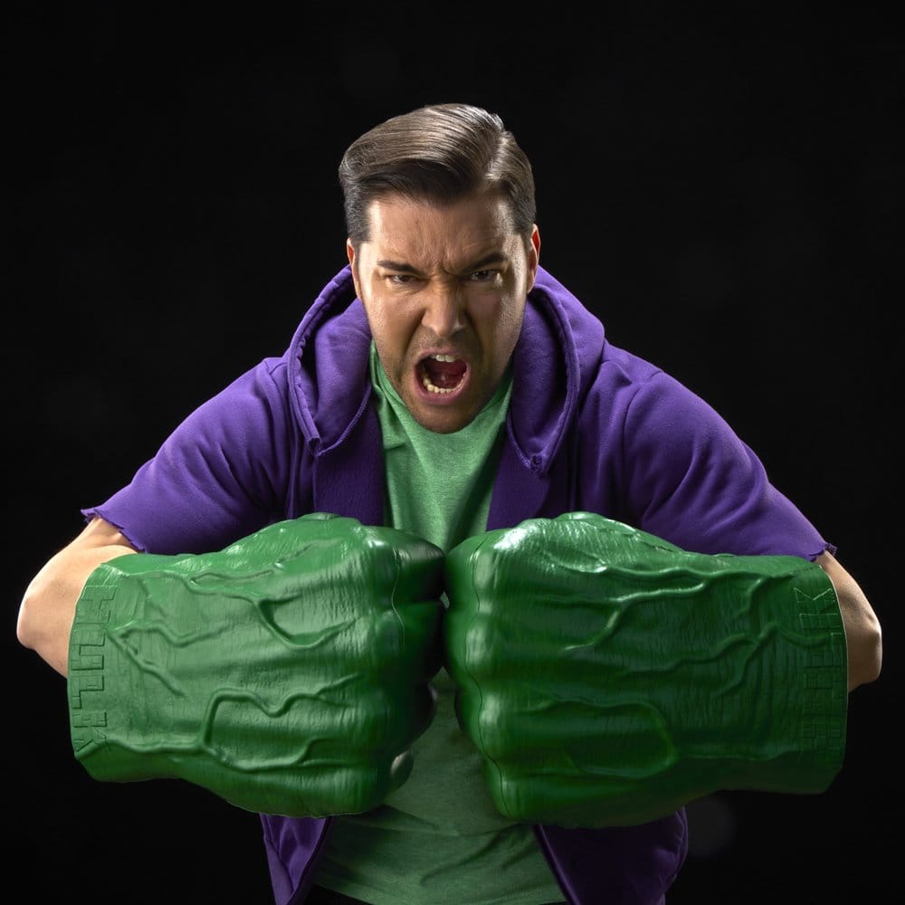 The Incredible Hulk Marvel Legends Premium Roleplay Fists - Severely damaged packaging