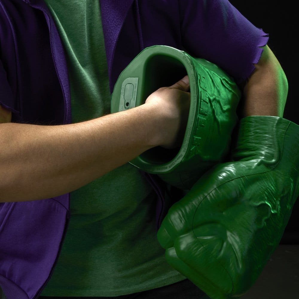 The Incredible Hulk Marvel Legends Premium Roleplay Fists - Severely damaged packaging