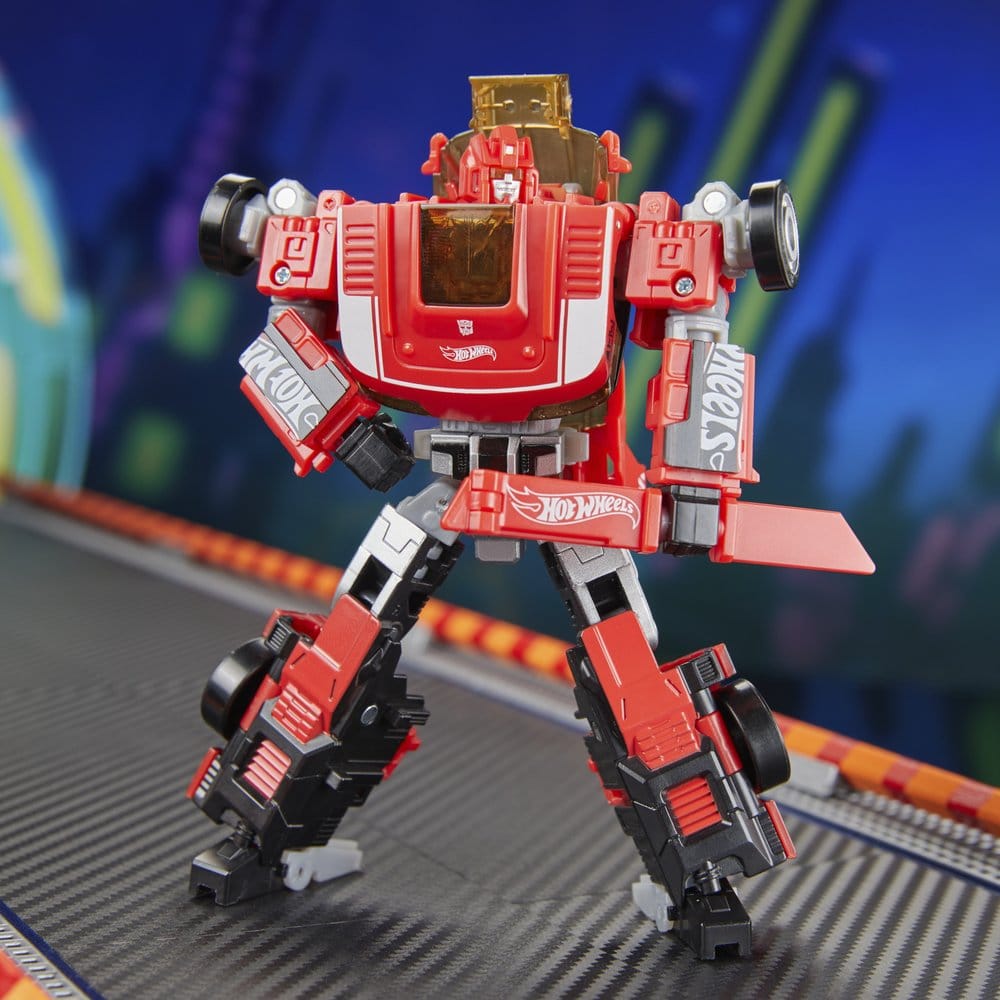 Transformers x Hot Wheels Collaborative Deluxe Class Action Figure GT-Scorcher 13 cm