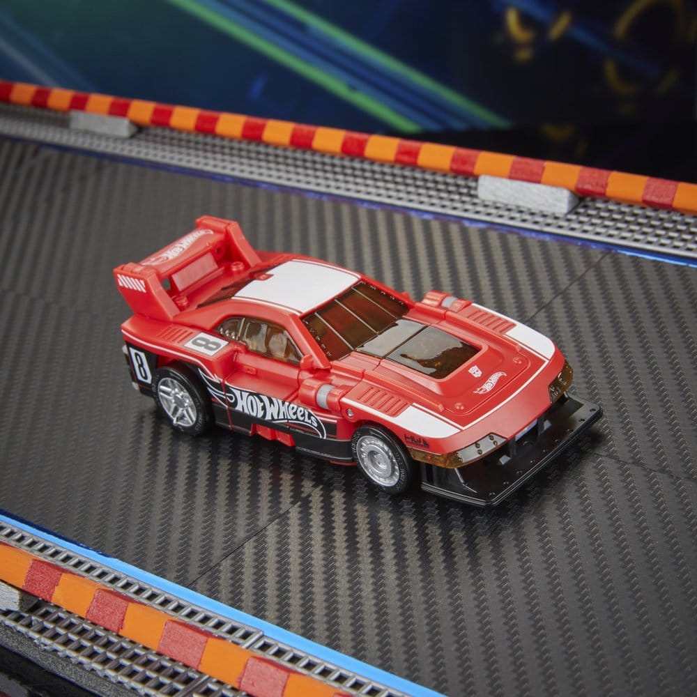 Transformers x Hot Wheels Collaborative Deluxe Class Action Figure GT-Scorcher 13 cm