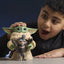 Star Wars: The Mandalorian & Grogu Electronic Action Figure Huggin' Grogu & Anzellan 17 cm
