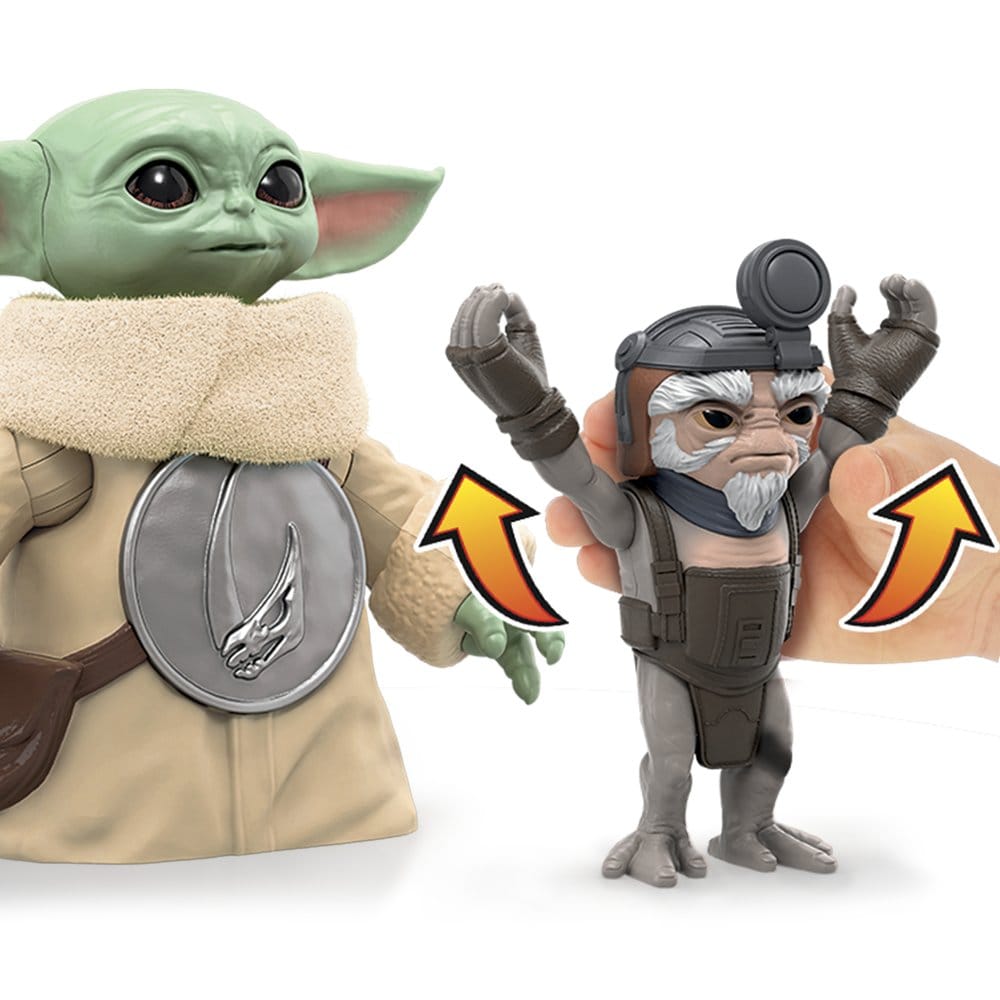 Star Wars: The Mandalorian & Grogu Electronic Action Figure Huggin' Grogu & Anzellan 17 cm