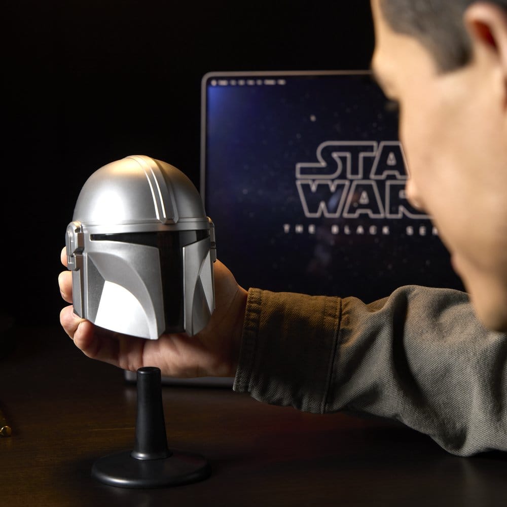 Star Wars: The Mandalorian & Grogu Black Series Mini Helmet The Mandalorian - Damaged packaging