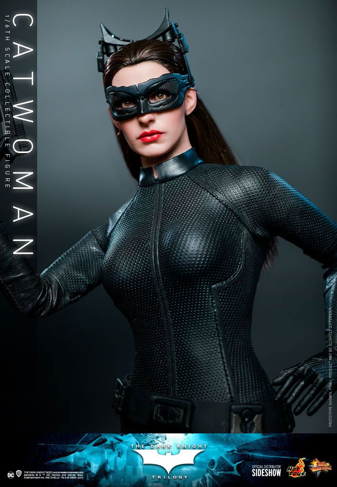 The Dark Knight Trilogy Movie Masterpiece Action Figure 1/6 Catwoman 29 cm