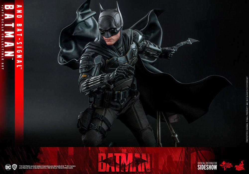 The Batman Movie Masterpiece Action Figure 1/6 Batman with Bat-Signal 31 cm