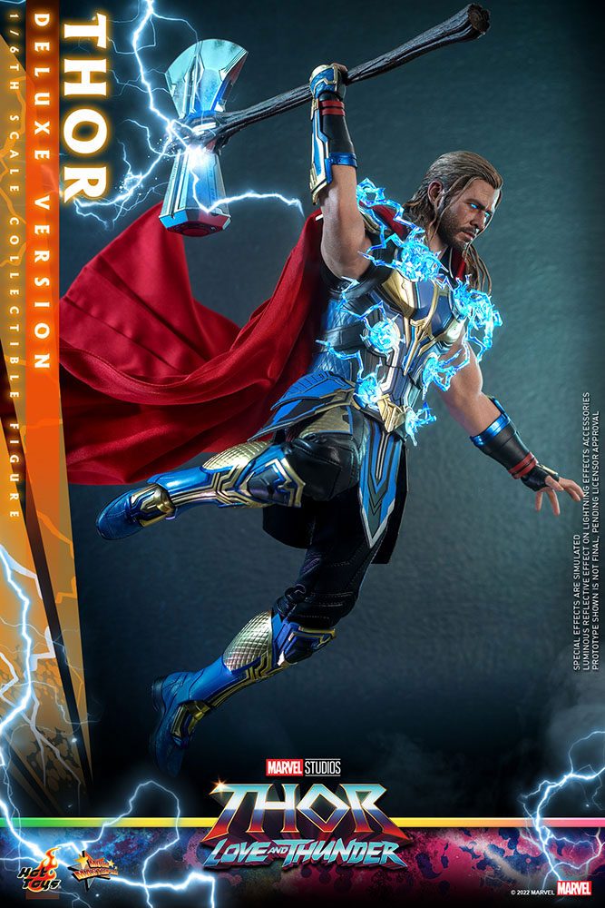 Thor: Love and Thunder Masterpiece Action Figure 1/6 Thor (Deluxe Version) 32 cm - Damaged packaging