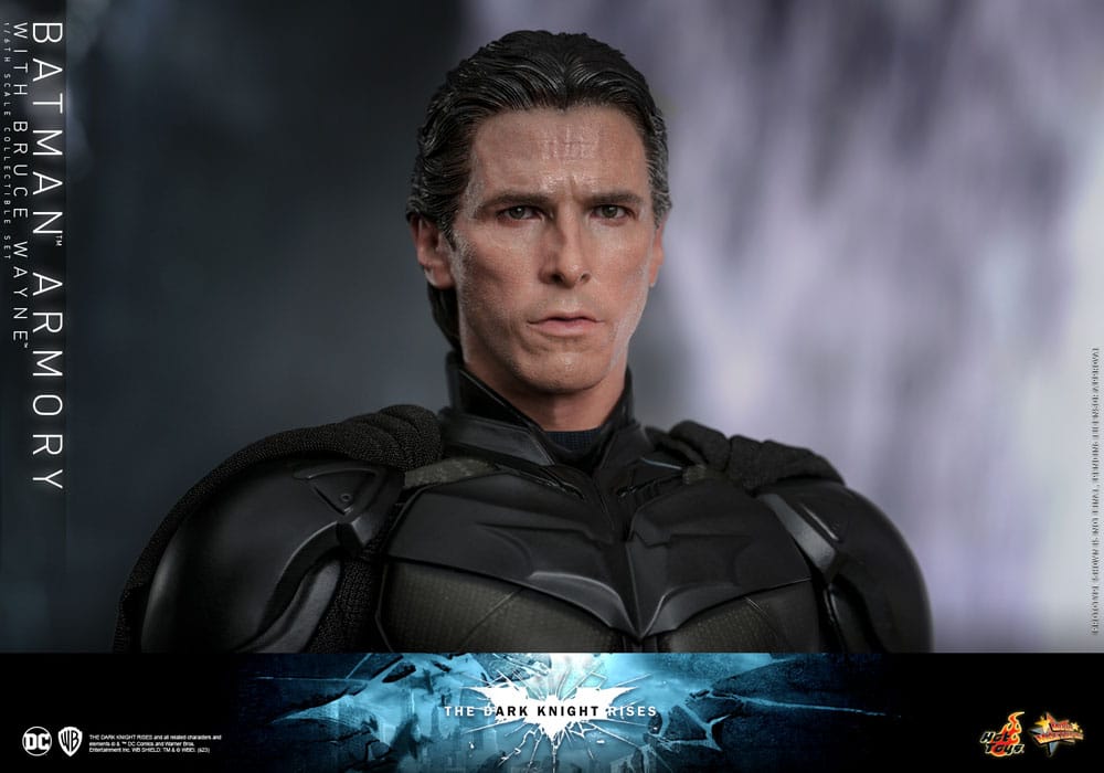 The Dark Knight Rises Movie Masterpiece Action Figures & Diorama 1/6 Batman Armory with Bruce Wayne 30 cm