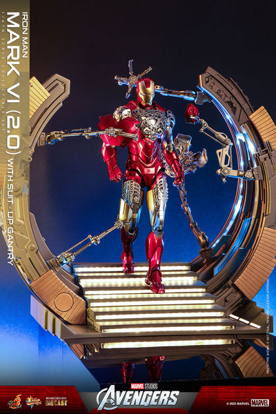 Marvel's The Avengers Movie Masterpiece Diecast Action Figure 1/6 Iron Man Mark VI (2.0) with Suit-Up Gantry 32 cm - Damaged packaging